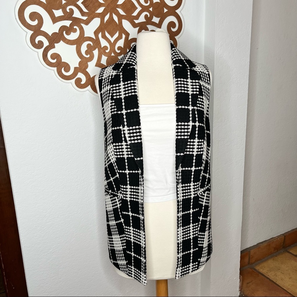 The Limited Vest